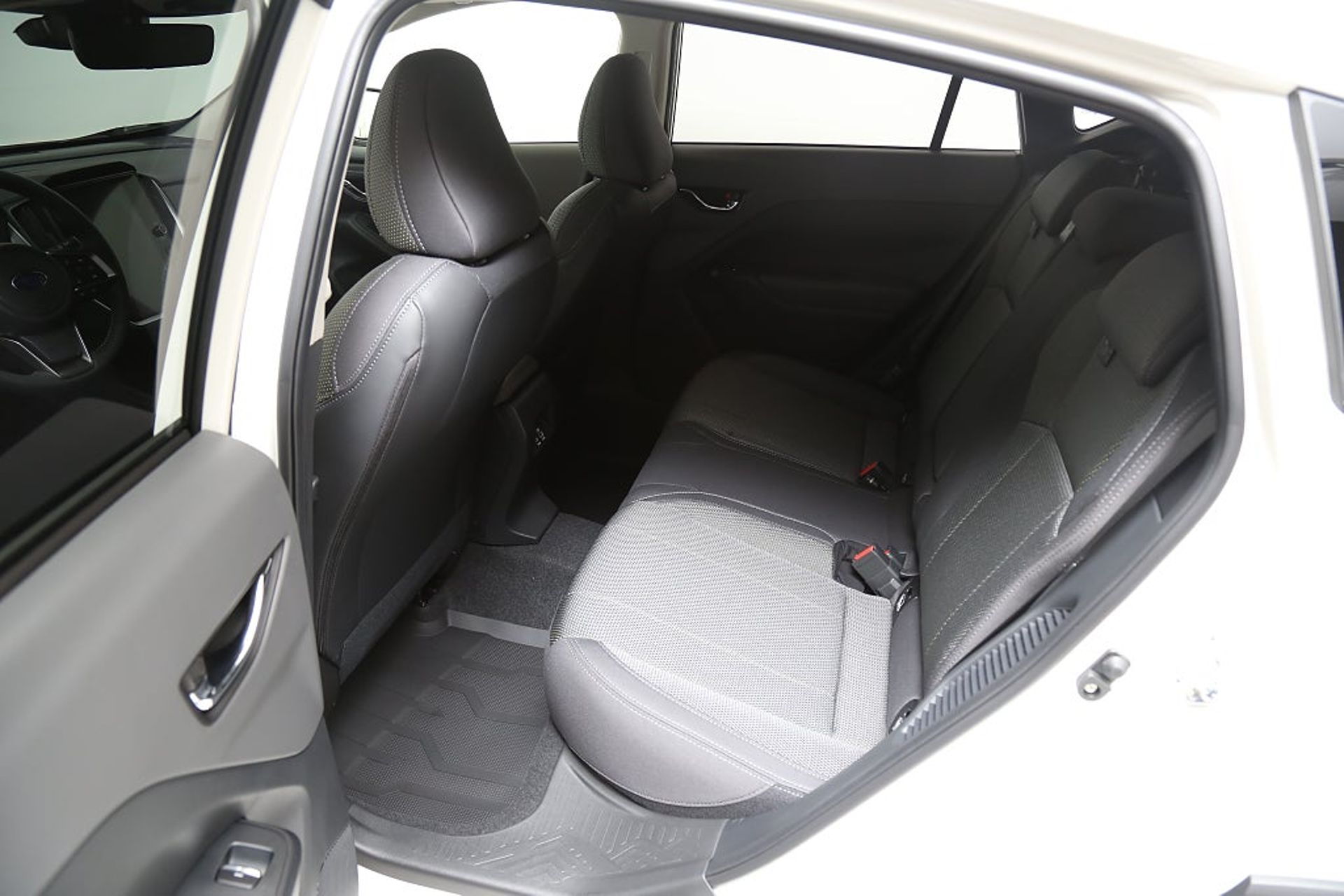 Subaru Crosstrek e-Boxer 2026, bild 6/10