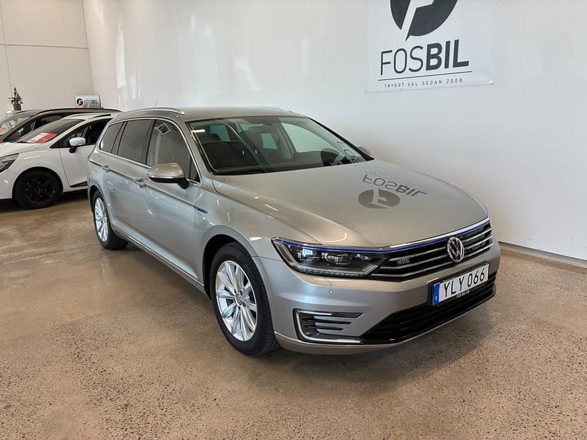 Bild 5 av Volkswagen Passat Variant GTE 1.4 TSI ACT Värmare Drag Backkamera Nyservad SoV