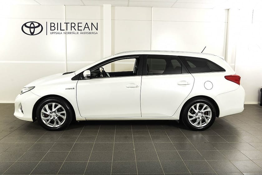 Bild 2 av Toyota Auris Touring Sports Hybrid Kombi 1.8 Elhybrid Edition 50 Backkamera Navi M&K