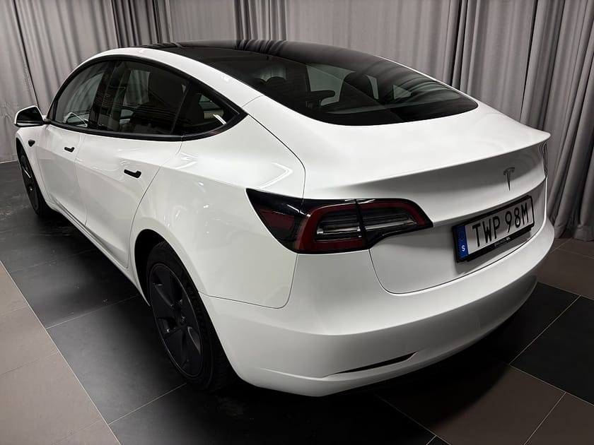 Bild 4 av Tesla Model 3 Standard Range RWD Autopilot MOMS