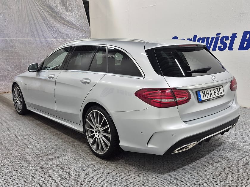 Bild 5 av Mercedes-Benz C 300 T KOMBI AMG 258HK Burmester