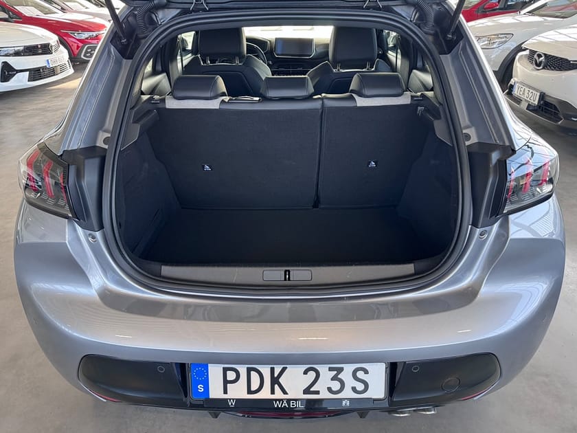 Bild 5 av Peugeot 208 1.2 PT 130 EAT | GT | Backkamera | Navi | Adaptiv Farth