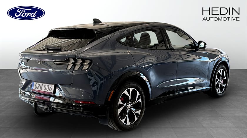 Bild 2 av Ford Mustang Mach-E Long Range AWD 540km Teknikpaket