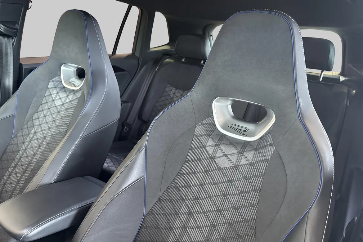 picture of a car