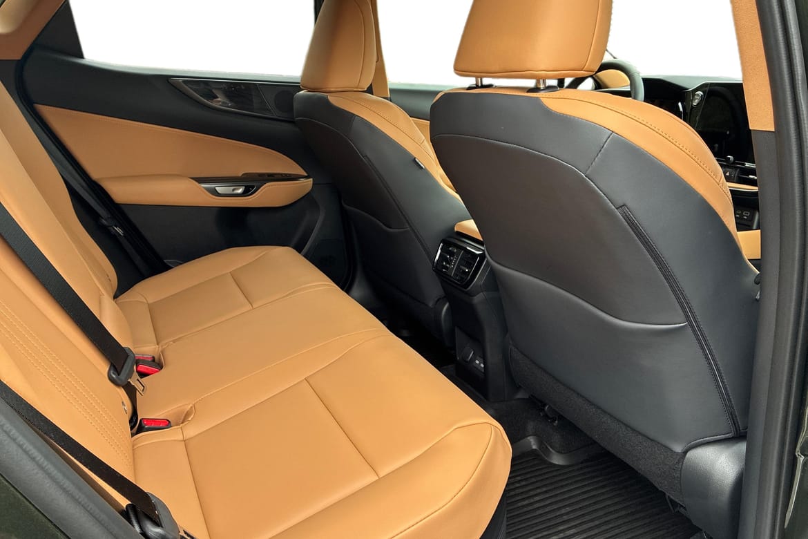 Lexus NX 450h+ E-CVT, 309hp, 2026