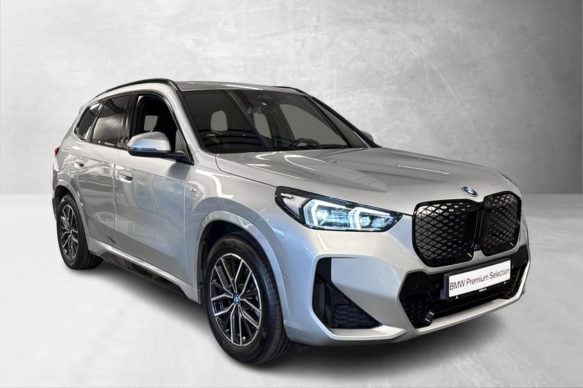 Bilde 3 av BMW iX1 xDrive30 FullyCharged H/K, Krok, ACC, HeadUp, M-Sport