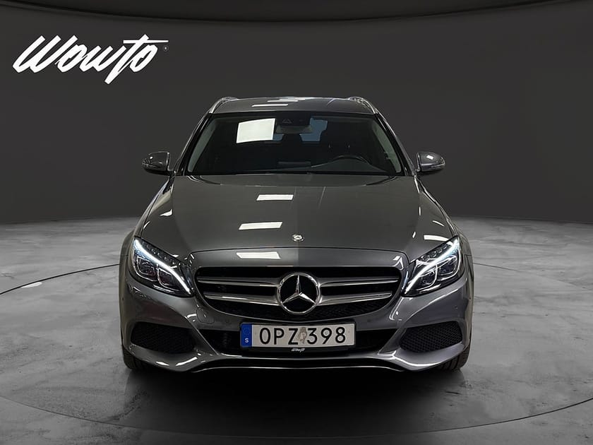 Bild 2 av Mercedes-Benz C 220 T d 4MATIC 4M 170HK Avantgarde /B-Kamera /Drag