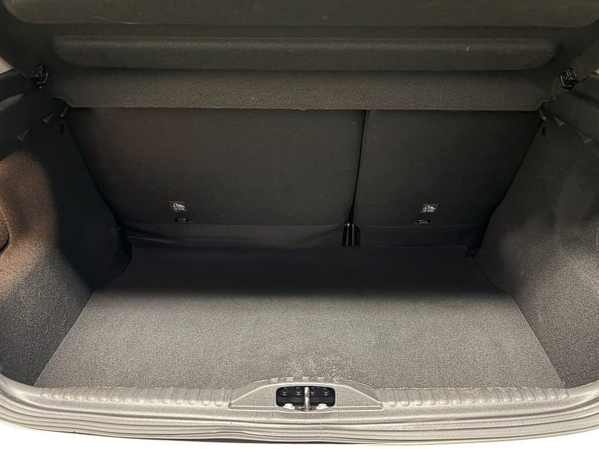 Bild 4 av Citroën C3 Shine PureTech 110 AUT