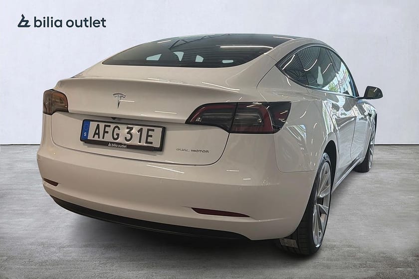 Bild 4 av Tesla Model 3 Long Range AWD Autopilot Panoramaglas MOMS B-kamera