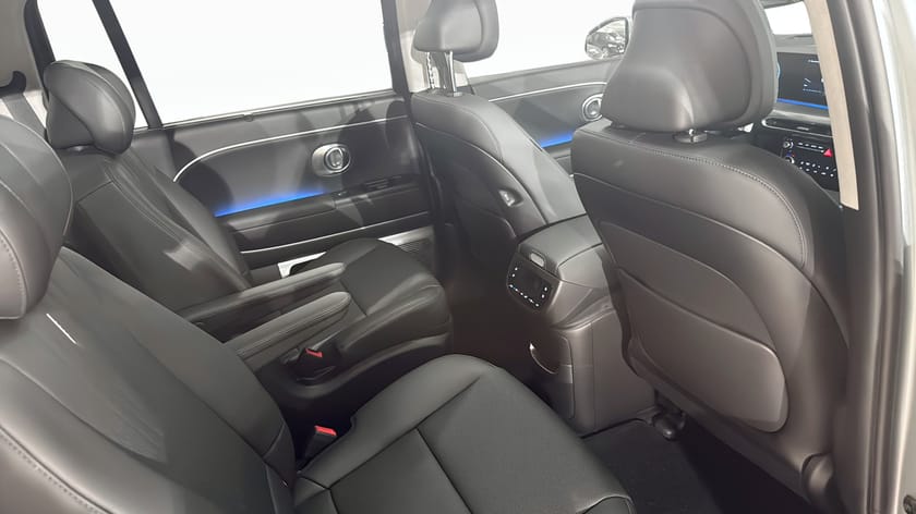 Bild 5 av Hyundai Ioniq 9 Long Range AWD DEMO Calligraphy Line - 110 kWh - Fyrhjulsdrift - 6 sätes