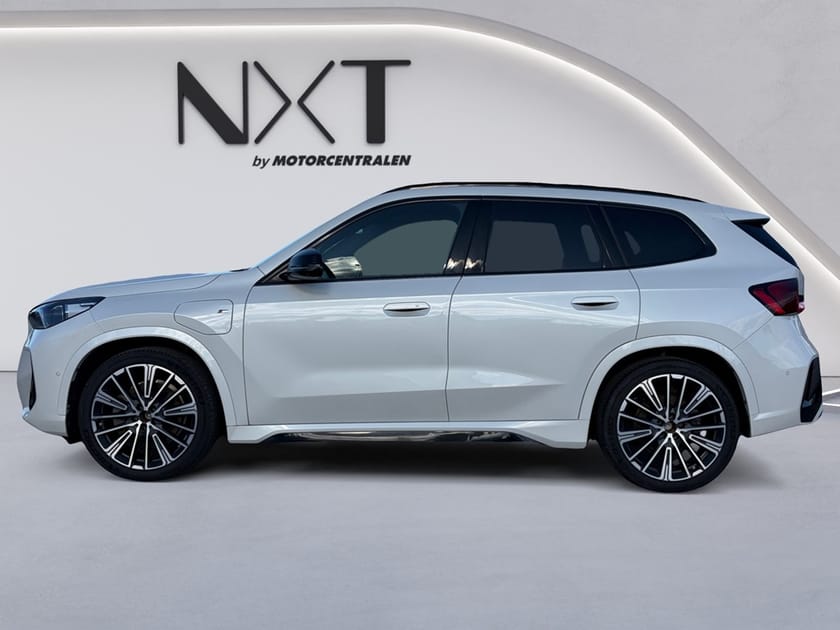 Bild 2 av BMW X1 xDrive30e