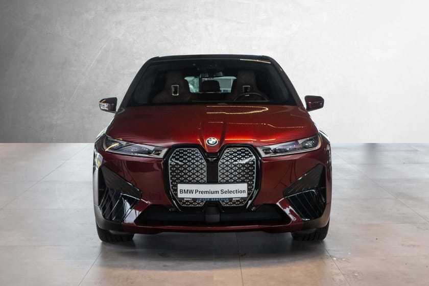 Bilde 3 av BMW iX xDrive40 Fully Charged Sportspakke Krok Pano A.Cruise