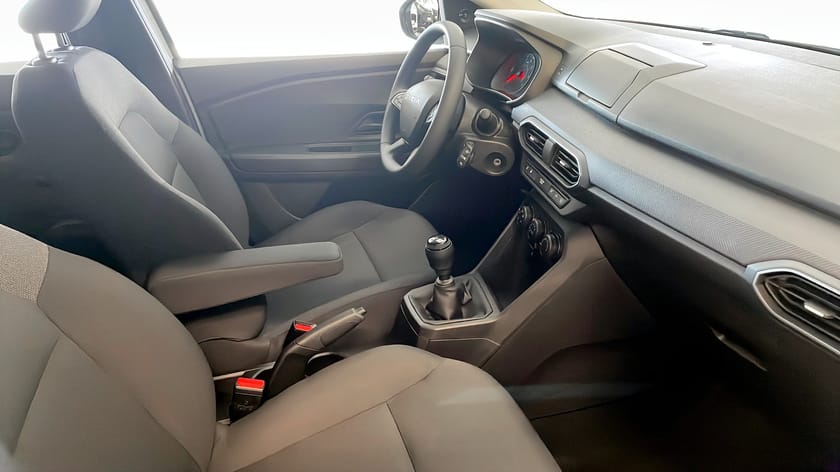 Bild 3 av Dacia Sandero 1.0 TCe ESSENTIAL / NYSERV / RÄNTEKAMPANJ /