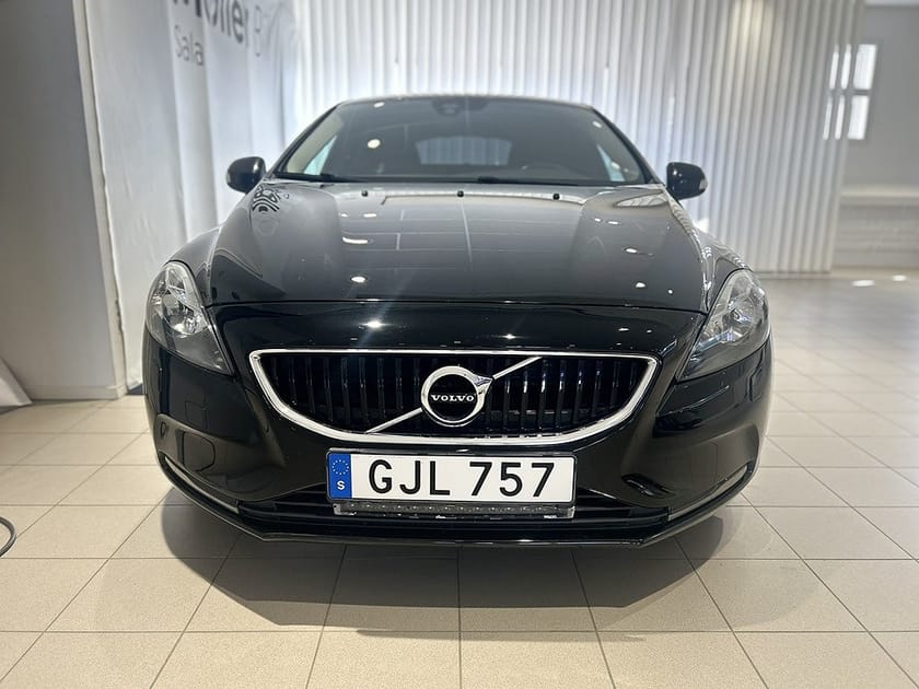 Bild 2 av Volvo V40 D3 150hk Drag|Kamrem bytt|Sensorer