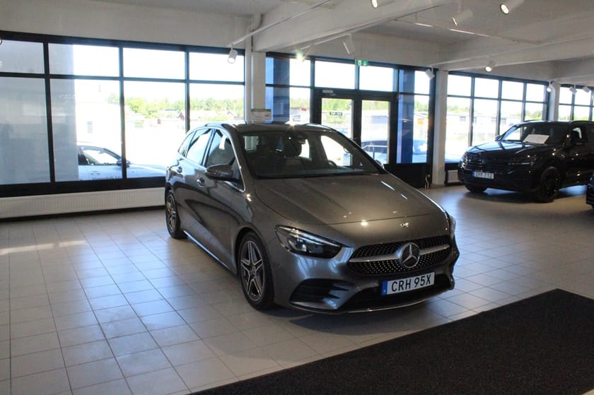 Bild 2 av Mercedes-Benz B 180 AMG Drag 136HK