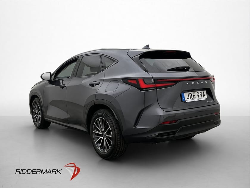 Bild 5 av Lexus NX 450h+ Executive HUD Läder 360° Navi Adapt-fart