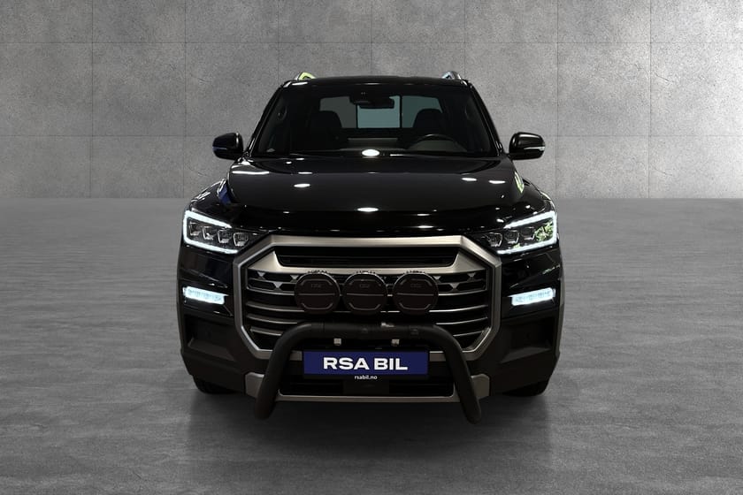 Bilde 2 av KGM Musso Grand 2,2D 202 4WD Black Line Topputstyrt/Krok/Ledlampex3/++