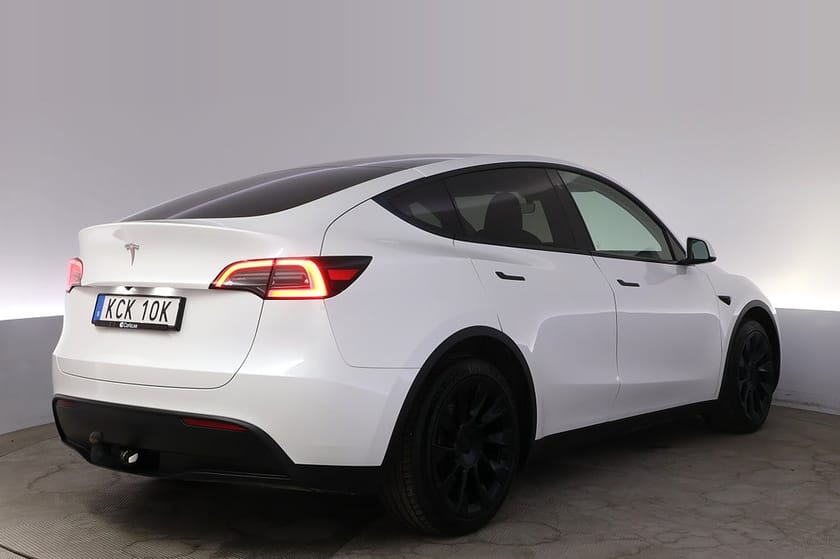 Bild 5 av Tesla Model Y Long Range AWD Autopilot 20" Panorama Drag
