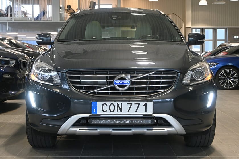 Bild 5 av Volvo XC60 D5 AWD Aut 215hk Summum BE Pro Drag Stylingpkt