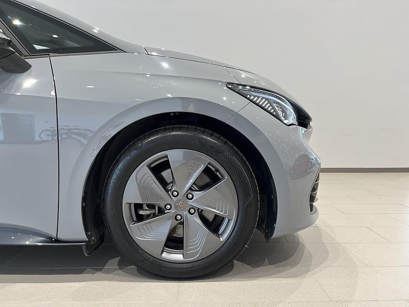 Bild 5 av CUPRA Born 58 KWH P-sensorer Apple carplay/android auto