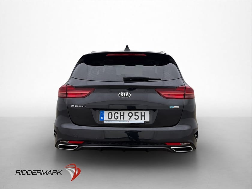 Bild 3 av Kia Ceed Sportswagon Plug-in Hybrid Adv Plus 2 Cockpit Pano Kamera Skinn