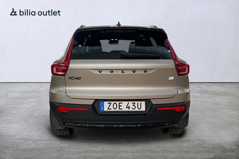 Bild 4 av Volvo XC40 Recharge Single Motor Extended Range Ultimate Dragkrok Panorama Nav