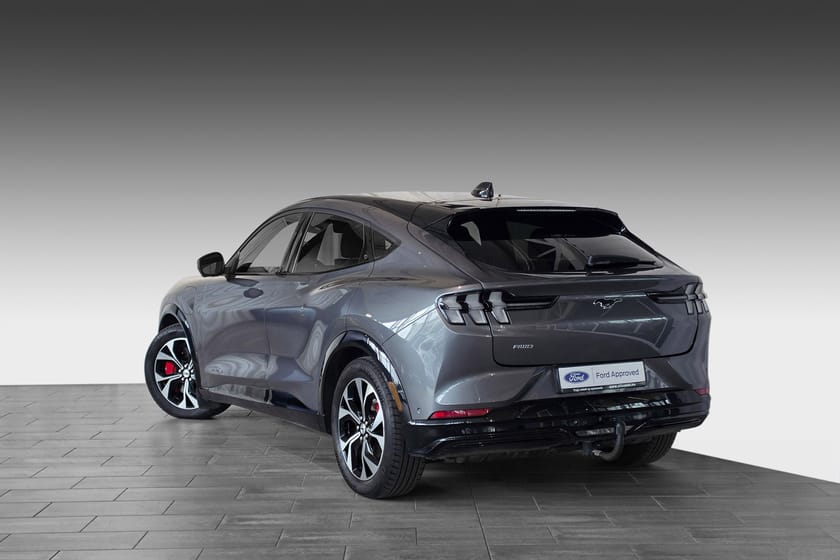 Bilde 3 av Ford Mustang Mach-E Standard Range AWD SR | Pano.tak | Krok | Navi | B&O Lyd |