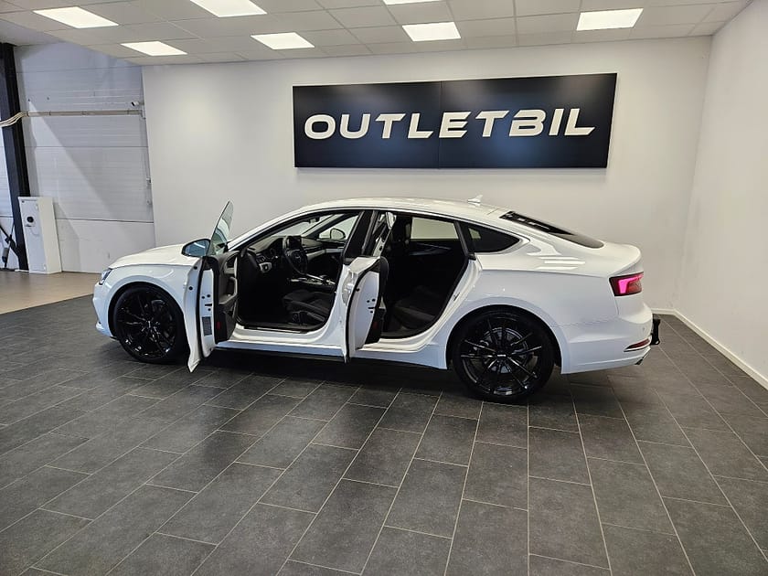 Bild 3 av Audi A5 Sportback S Tronic Proline Värmare Drag PDC