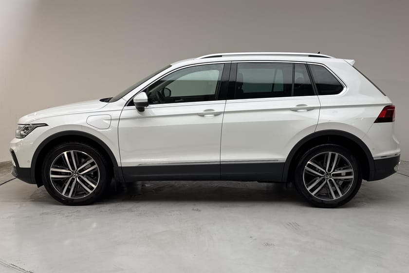 Bild 2 av Volkswagen Tiguan eHybrid 1.4 TSI (245hk) Dragpaket