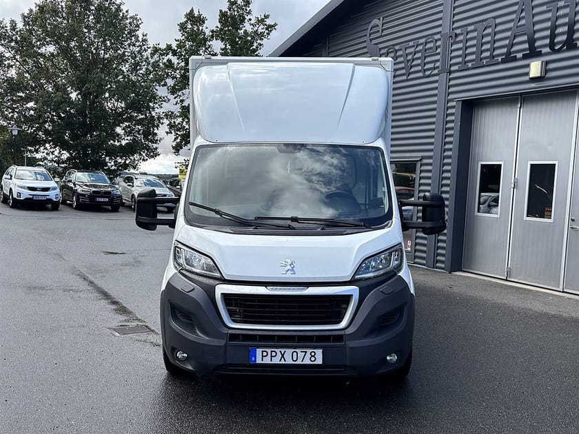 Bild 2 av Peugeot Boxer Chassi Cab 335 2.0 (131hk) Bakgavellyft
