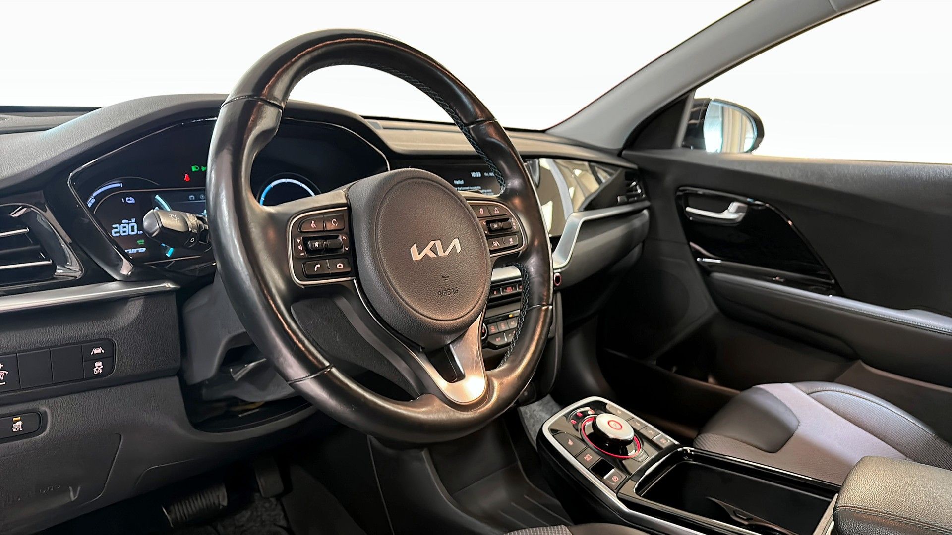 Kia e-Niro E-ADVANCE 2022, photo 4/22