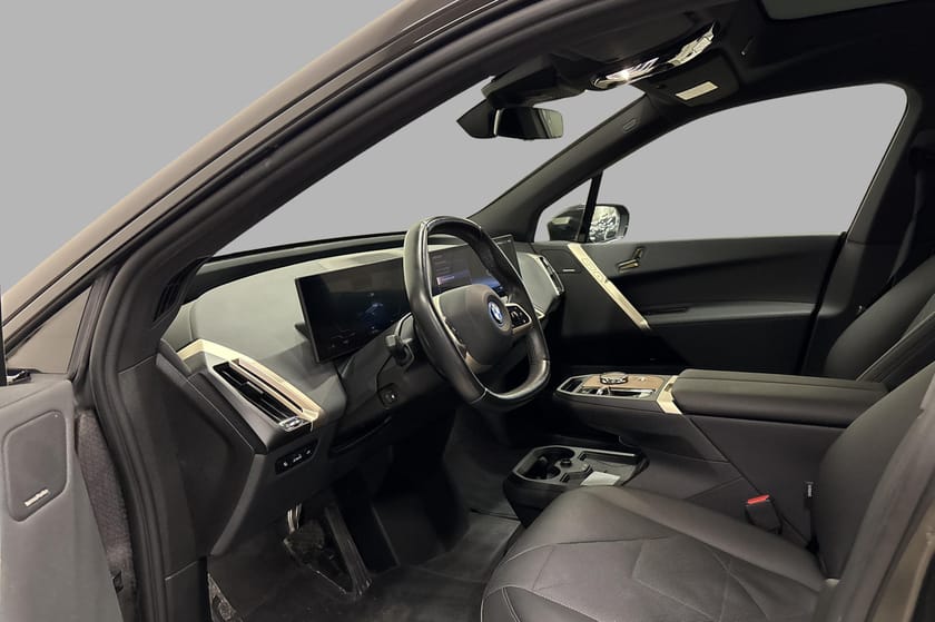 Bilde 5 av BMW iX xDrive40
