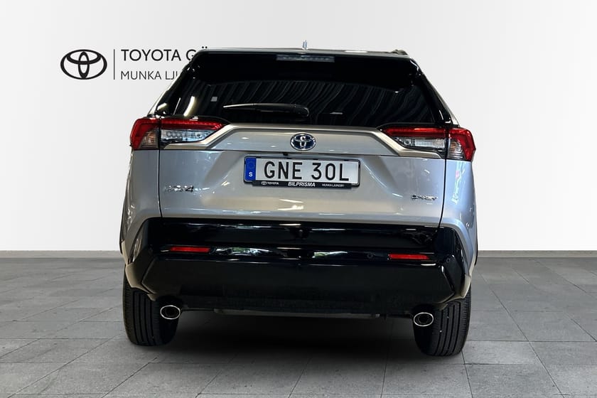 Bild 4 av Toyota RAV4 Plug-in Hybrid X-Edition vinterhjul