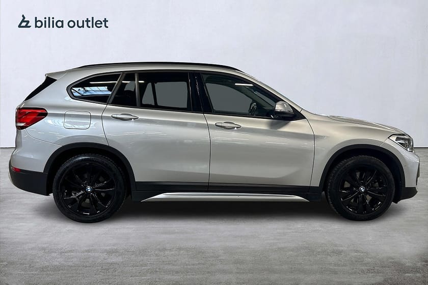 Bild 5 av BMW X1 xDrive25e aut Sport line 220hk Navi HuD Drag B-kamera