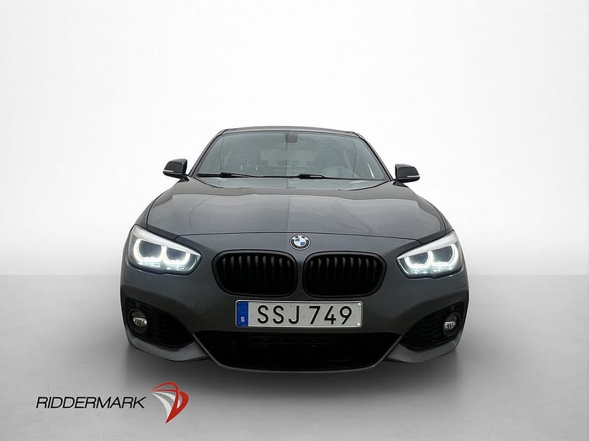 Bild 2 av BMW 118i 136hk M Sport HiFi Skinn Sensorer Navi CarPlay
