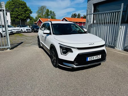 Kia Niro Plug-In-Hybrid 183HK DCT ADVANCE / NAVI / BACKKAMERA