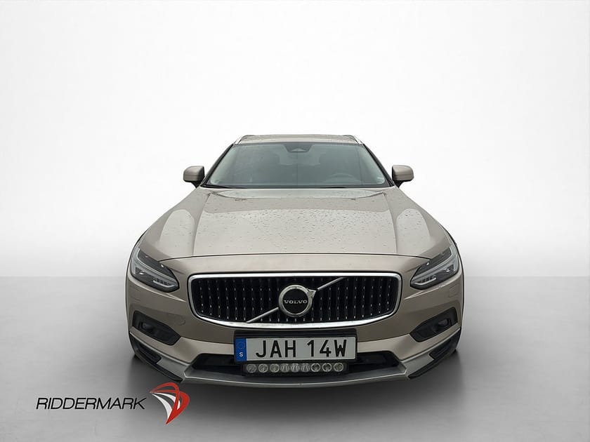 Bild 2 av Volvo V90 Cross Country B4 AWD Plus Skinn Drag Kamera MOMS