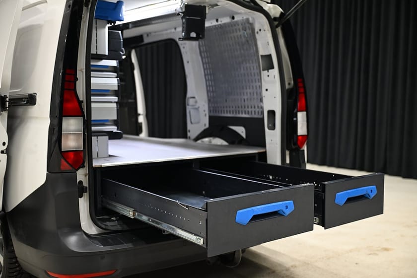 Bild 2 av Volkswagen Caddy Cargo Maxi DSG 122HK Servicebil|Dubbeldörr|Sortimo-Inredd|SeUtr!!!