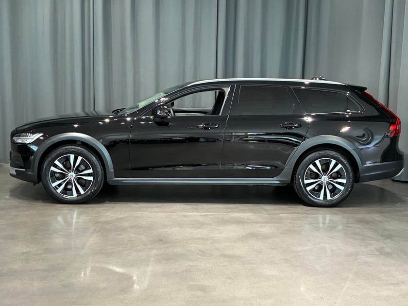 Bild 5 av Volvo V90 Cross Country B4 AWD Diesel Core *V-HJUL/DRAG*