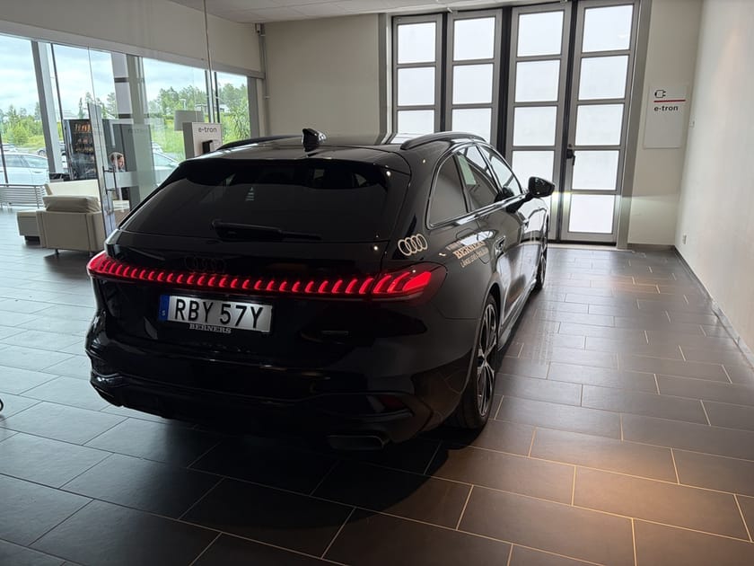 Bild 4 av Audi A5 Avant e-hybrid quattro 270 KW S-line