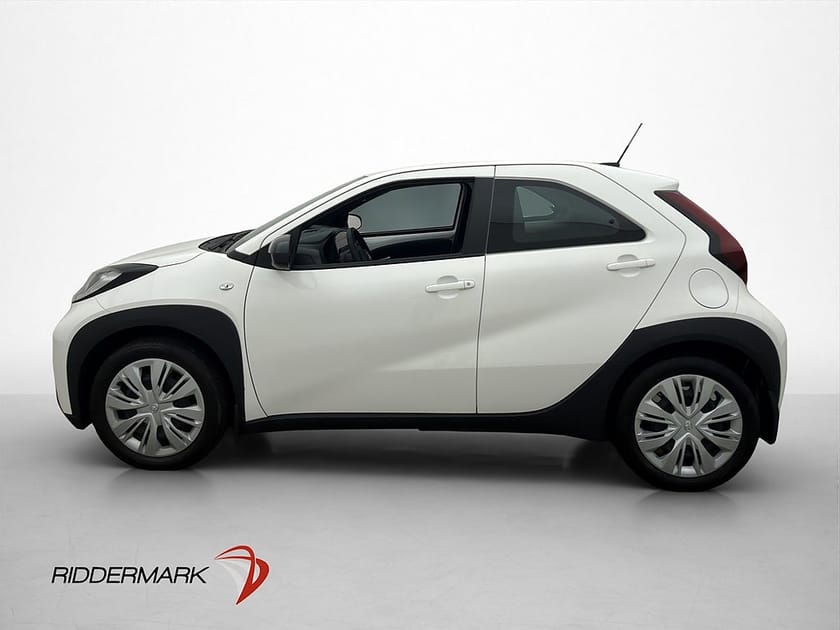 Bild 4 av Toyota Aygo X 1.0 VVT-i Kamera Adapti-Fart CarPlay Bluetooth