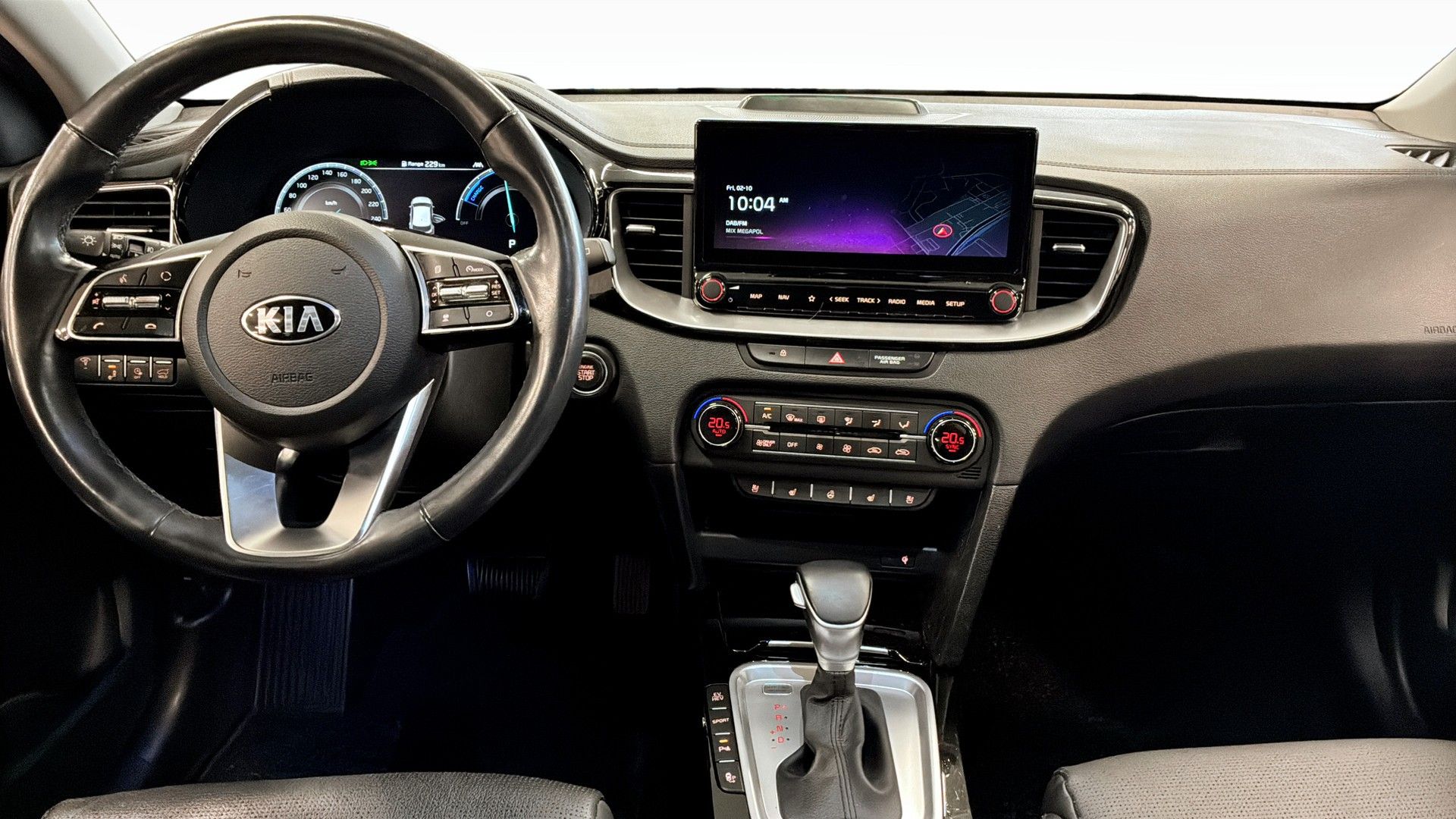Kia XCeed PHEV 2021, photo 4/9