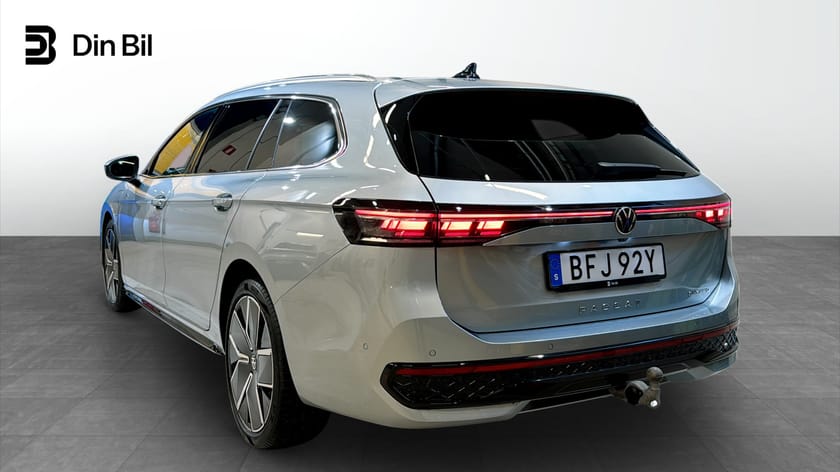 Bild 3 av Volkswagen Passat Variant eHybrid R-Line DSG Edition/Drag/Panorama