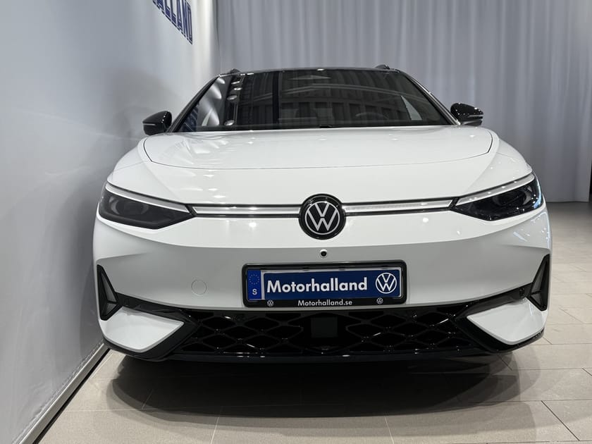 Bild 4 av Volkswagen ID.7 GTX Tourer Massage / Harman & Kardon / Drag