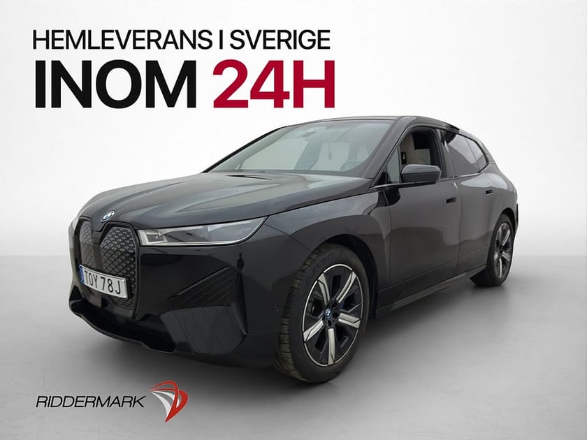 Bild 1 av BMW iX xDrive40 Sport line Cockpit Sky Pano H/K 360° HuD