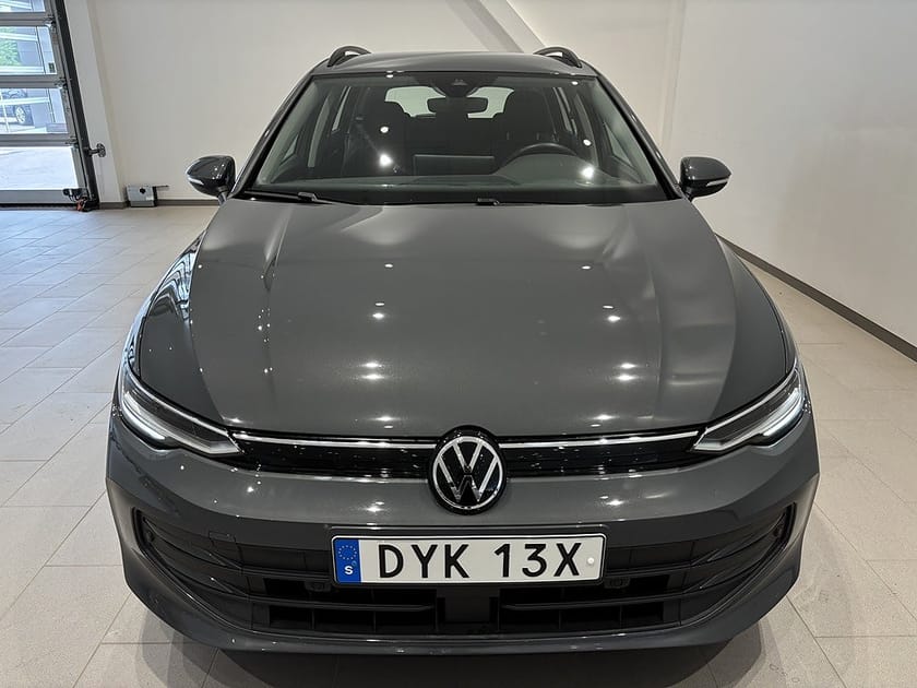 Bild 2 av Volkswagen Golf Sportscombi 1.5 ETSI Drag Backkamera