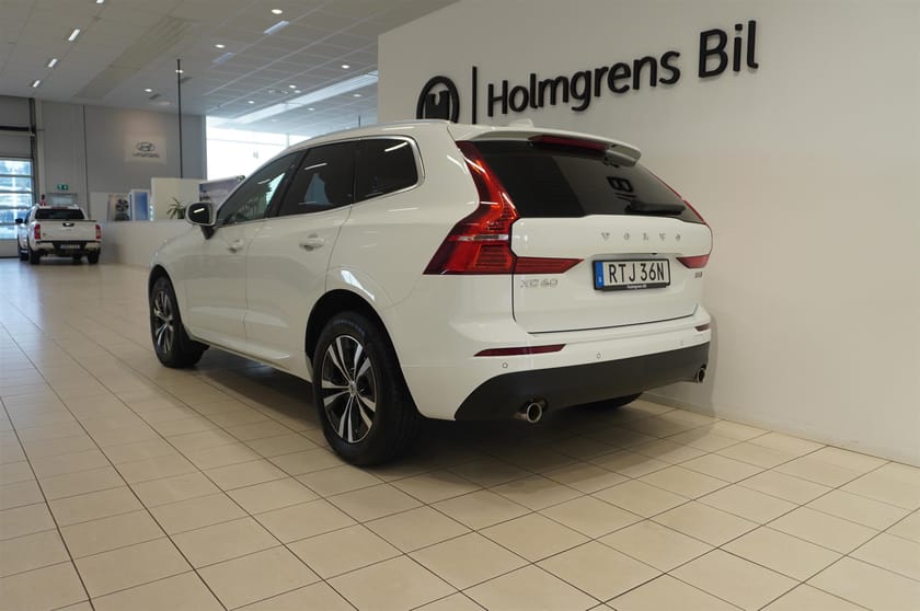 Bild 5 av Volvo XC60 B5 AWD Momentum 360 HUD Drag