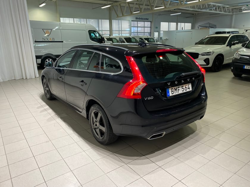 Bild 3 av Volvo V60 D4 S/S Momentum Business E