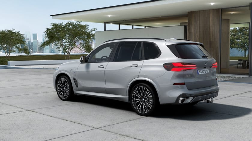 Bild 2 av BMW X5 xDrive50e M Sport Business Ed Drag DA Pro H K