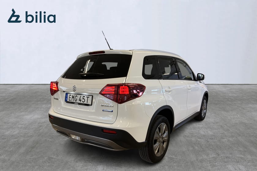 Bild 3 av Suzuki Vitara Hybrid AllGrip AWD/Motor-kupé/Backkamera/s&v-däck/Adaptiv farthållare